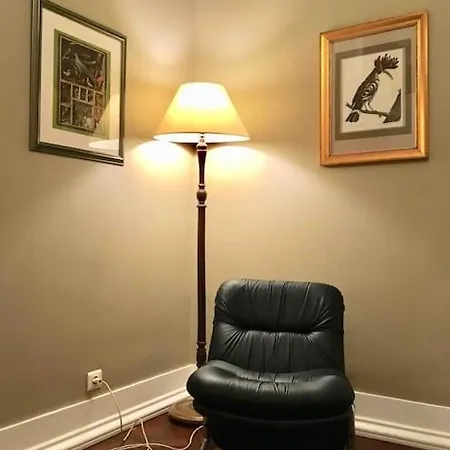Space And Tradition In Apartment
